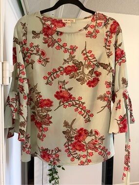 Mint Green Floral Tie-Sleeve Blouse